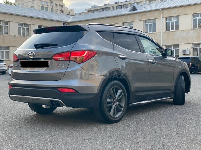Hyundai Santa Fe-11