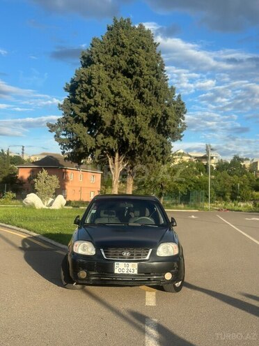 Hyundai Accent-1