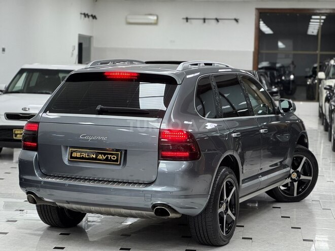Porsche Cayenne-7