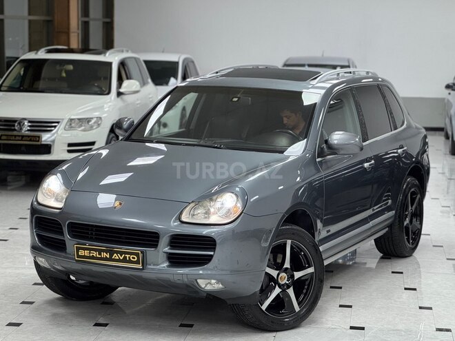 Porsche Cayenne-5