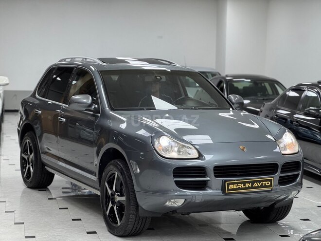 Porsche Cayenne-4