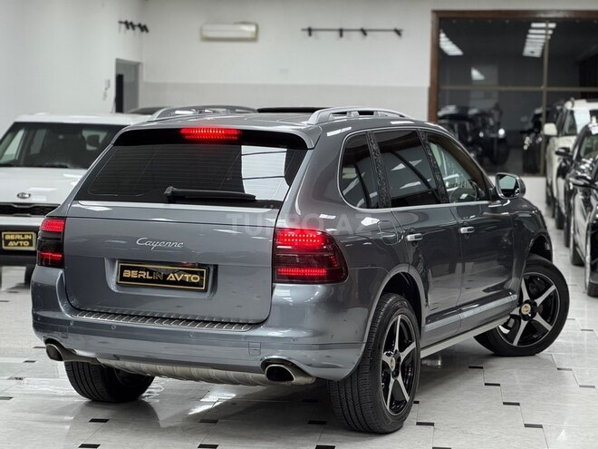 Porsche Cayenne-14
