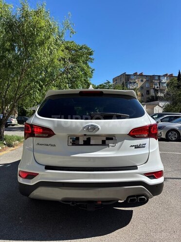 Hyundai Santa Fe-7
