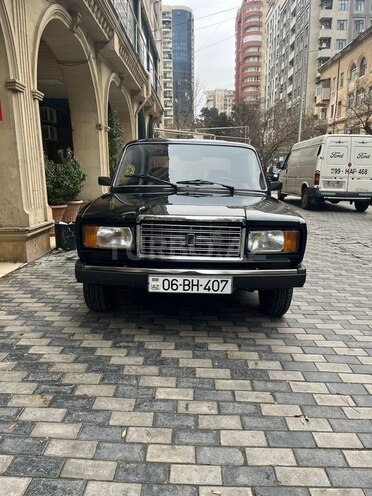 LADA (VAZ) 2107-1