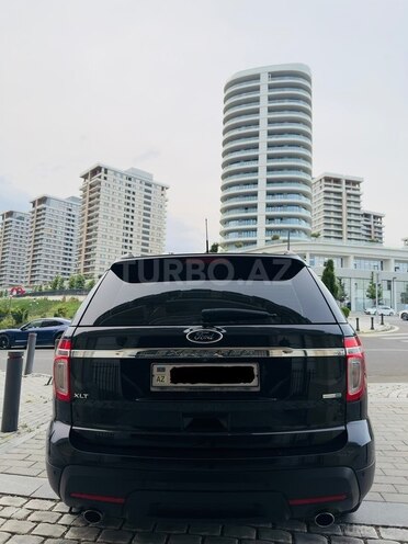 Ford Explorer-9