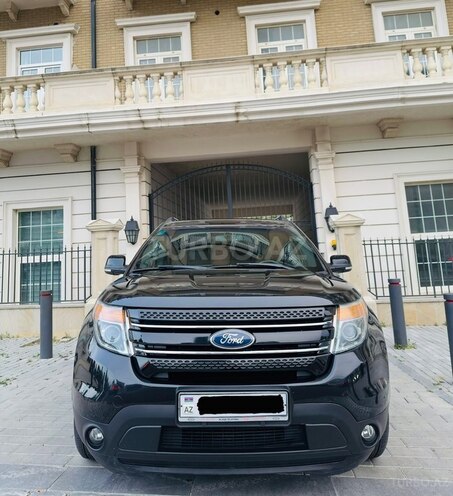 Ford Explorer-4