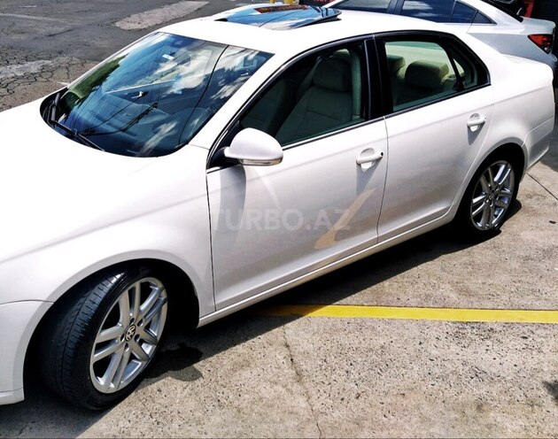 Volkswagen Jetta-4