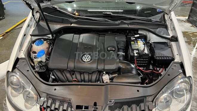 Volkswagen Jetta-12