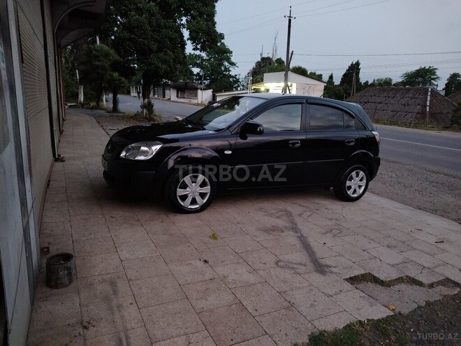 Kia Rio-7