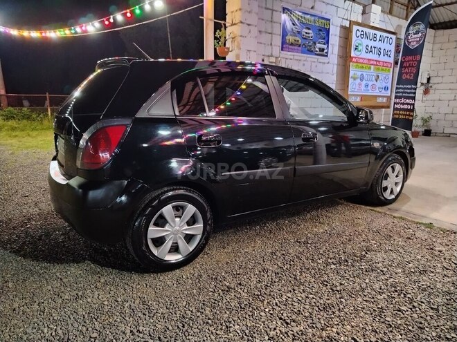Kia Rio-8