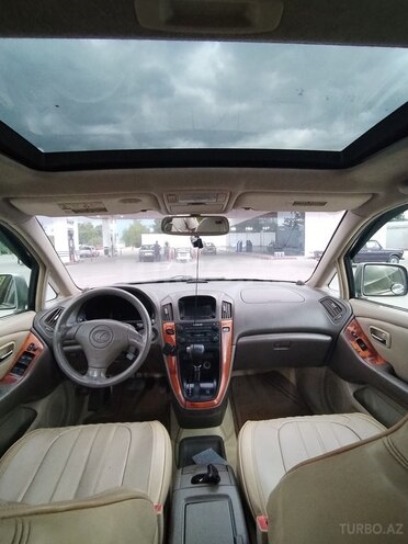 Lexus RX 300-2
