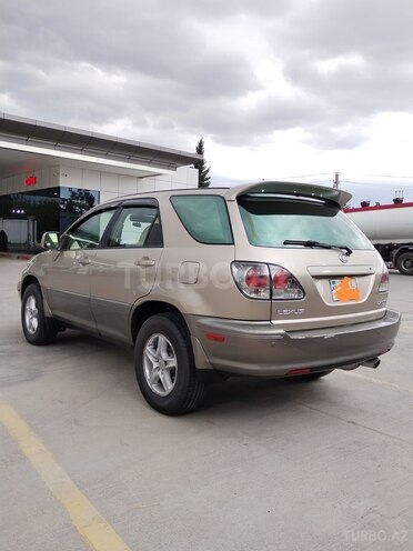Lexus RX 300-6