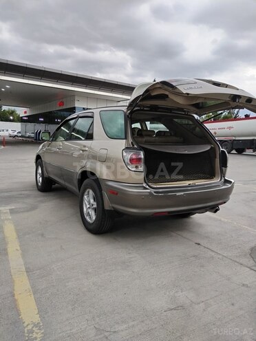 Lexus RX 300-9