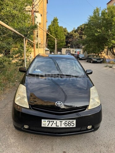 Toyota Prius-1