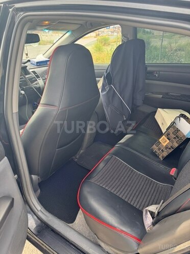 Toyota Prius-11