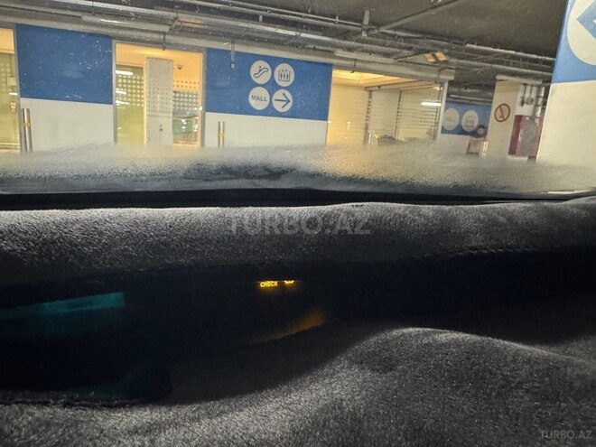 Toyota Prius-15