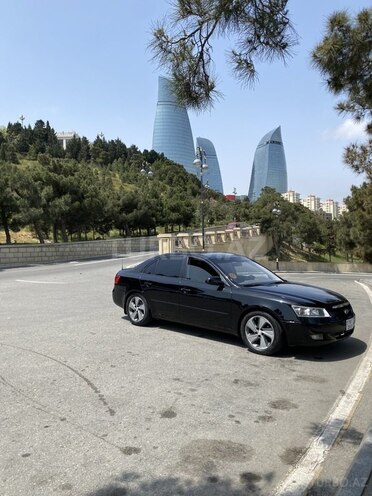 Hyundai Sonata-1