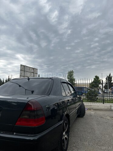 Mercedes C 200-6