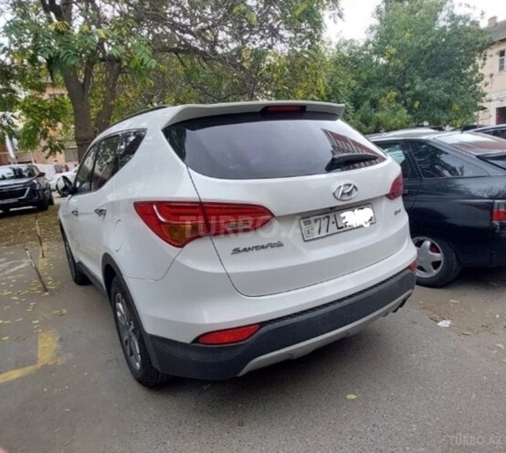 Hyundai Santa Fe-5