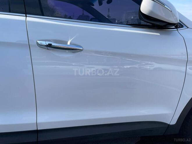 Hyundai Santa Fe-17