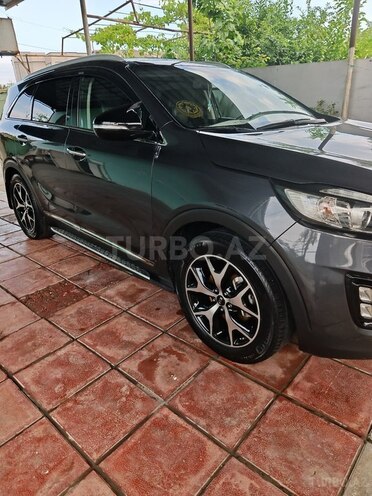 Kia Sorento-6