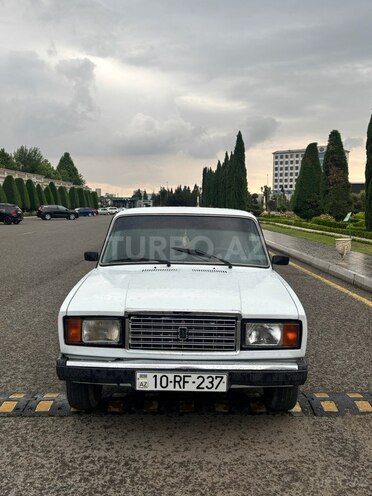 LADA (VAZ) 2107-1