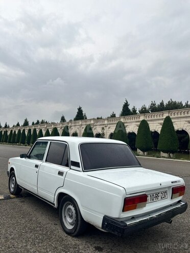 LADA (VAZ) 2107-5