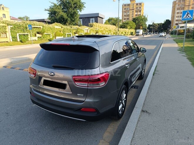 Kia Sorento-5