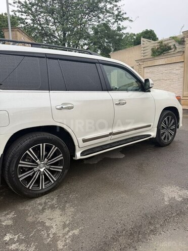 Toyota Land Cruiser-7