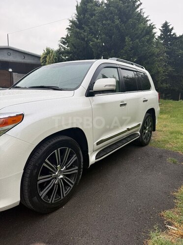 Toyota Land Cruiser-8