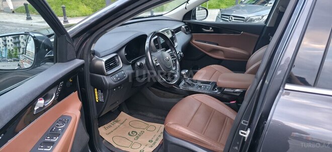 Kia Sorento-5