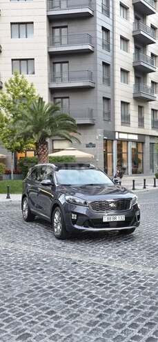 Kia Sorento-1