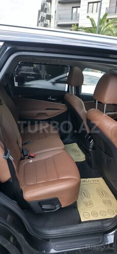 Kia Sorento-4