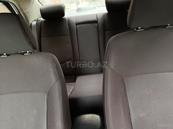 Kia Cerato-5