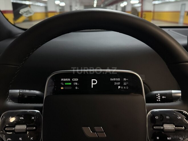 Li Auto  2026, 0 km - 1.5 l - Bakı
