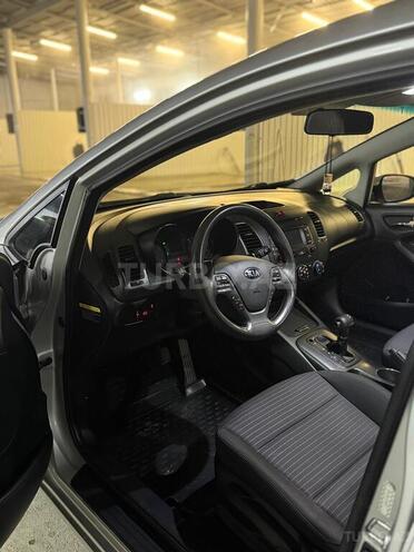 Kia Forte-10