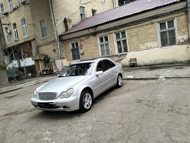Mercedes C 200-3