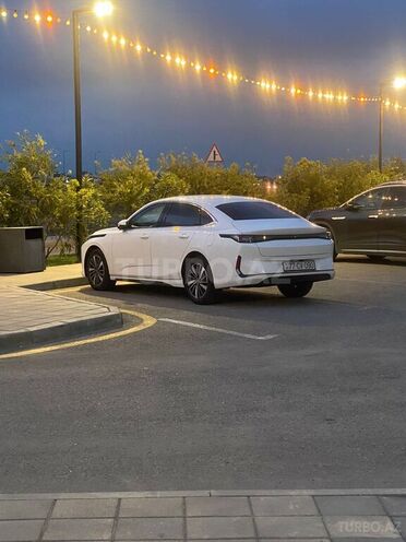 Changan Qiyuan A05-15