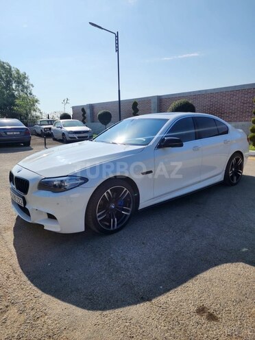 BMW 528-2