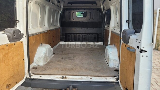 Ford Transit-5
