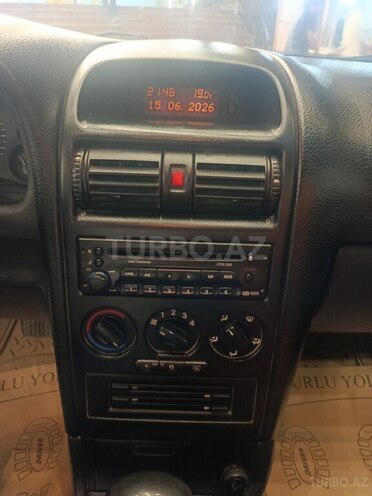 Opel Astra-13
