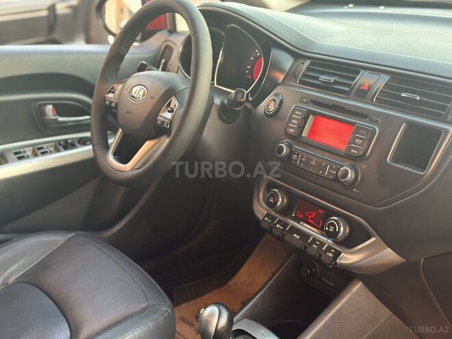 Kia Rio-18