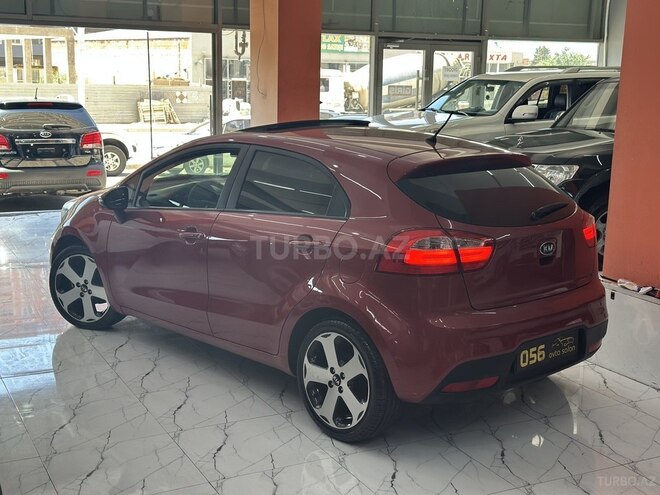 Kia Rio-7