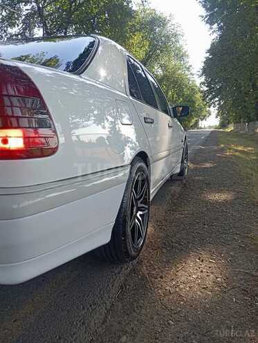 Mercedes C 180-5