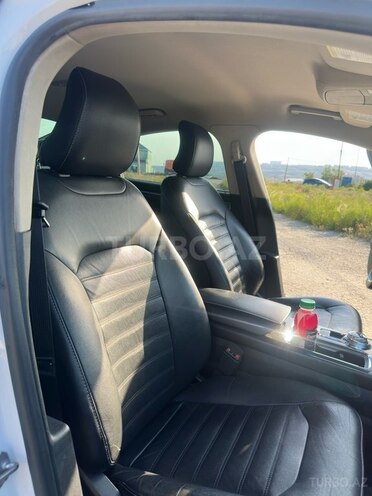 Ford Fusion (North America)-8