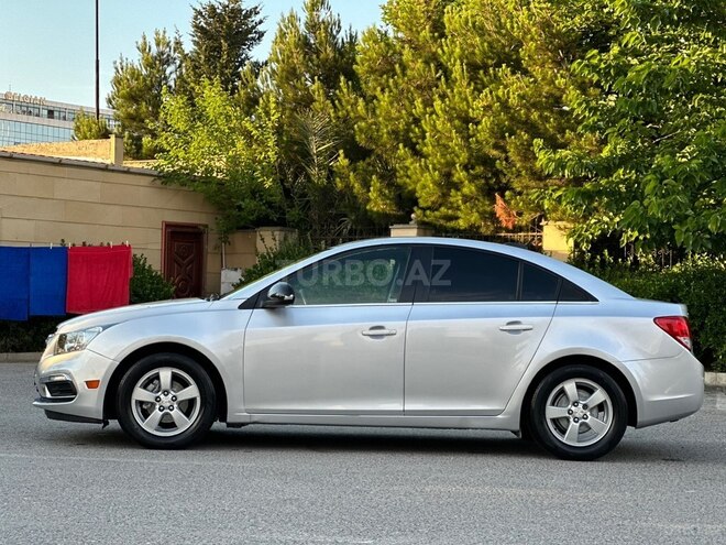 Chevrolet Cruze-15