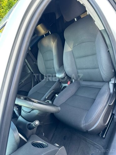 Chevrolet Cruze-16