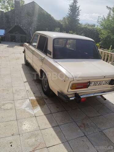 LADA (VAZ) 2106-7