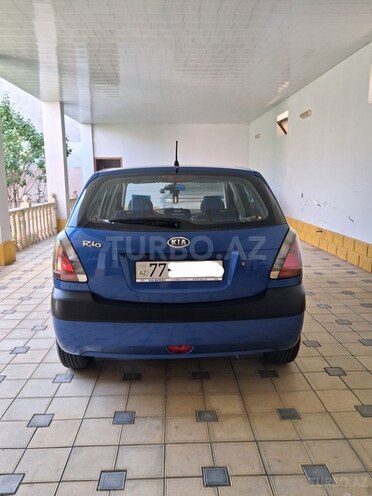 Kia Rio-2
