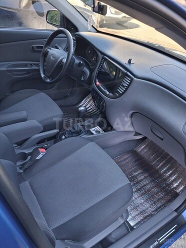 Kia Rio-6